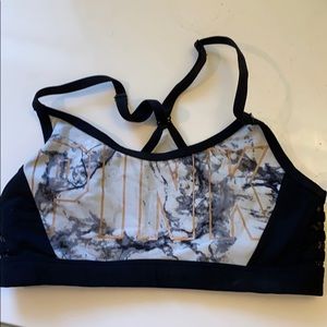 sports bra